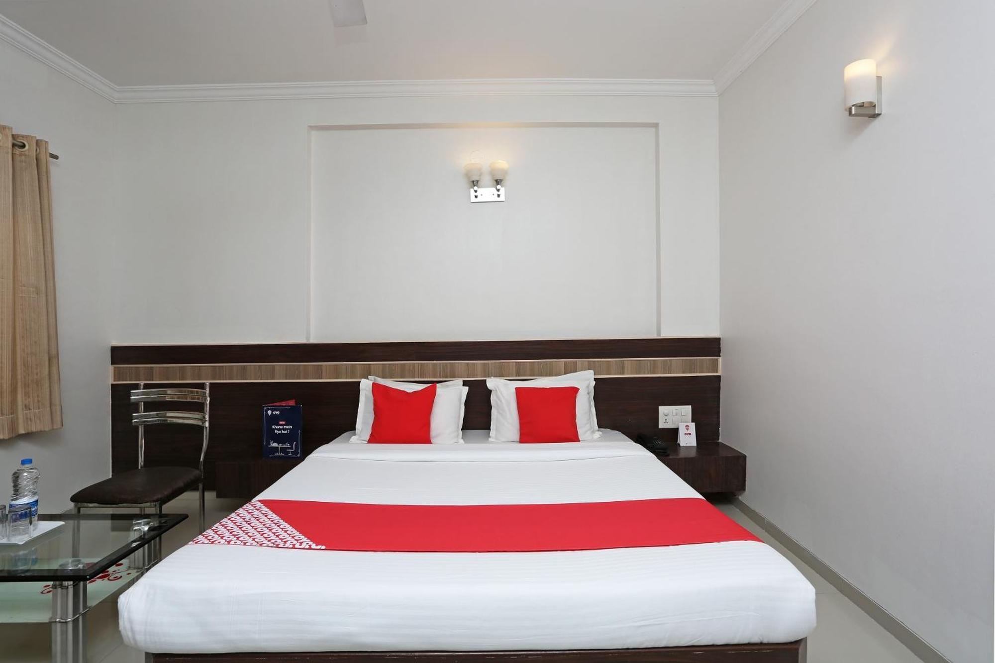 Spot On Hotel Sai Pancham 舍地 外观 照片